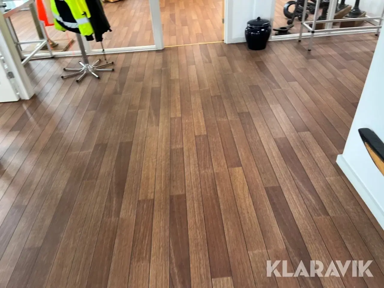 Billede 4 - Laminat gulv 120+ m2
