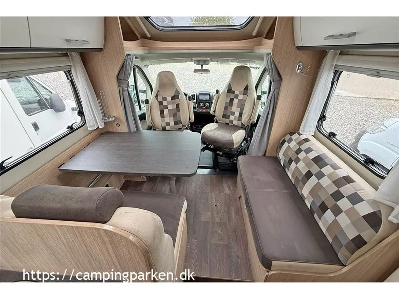 Billede 3 - 2018 - SunLight   Brugt autocamper med masser af komfortudstyr og enkeltsenge