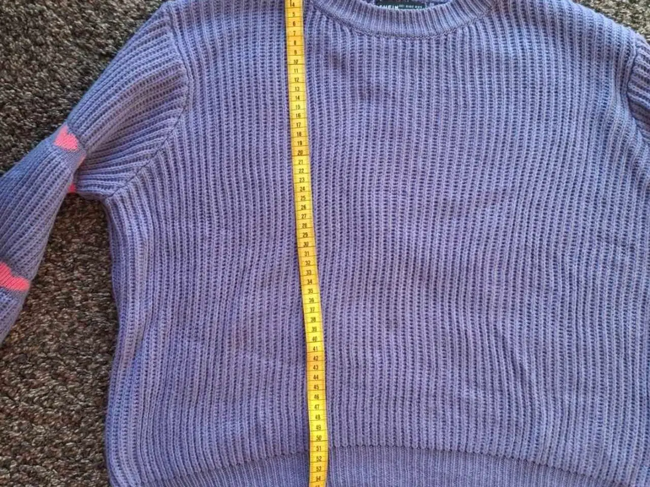 Billede 4 - Lilla sweater med lyserøde hjerter str.L