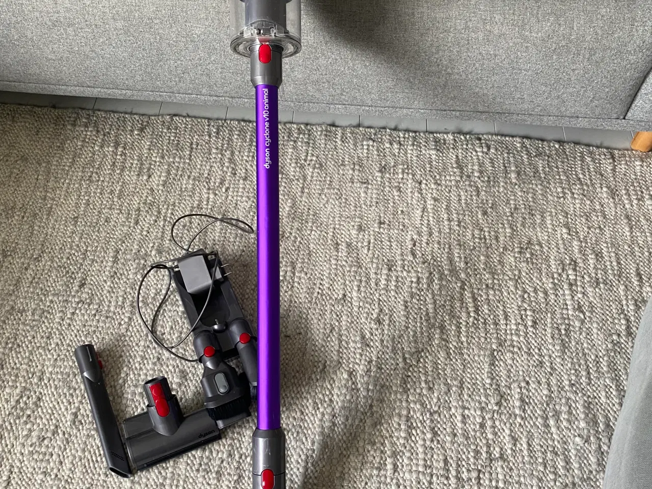 Billede 1 - Dyson V10 støvsuger