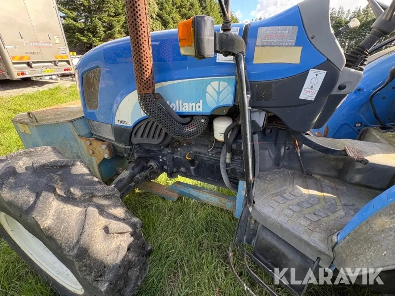 Billede 12 - Traktor New Holland Tn60a med person lift tårn