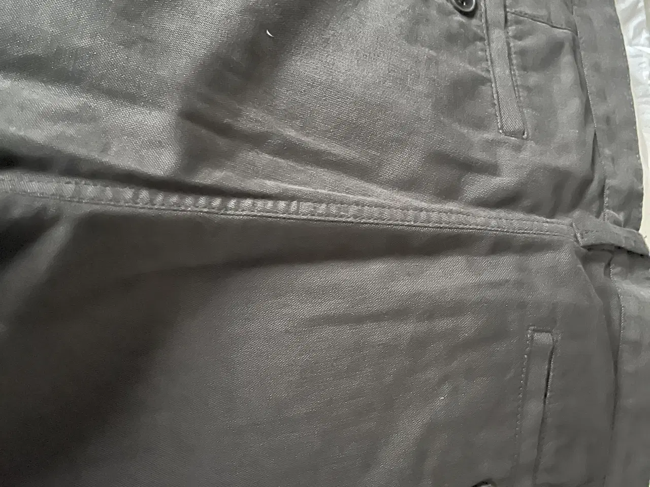 Billede 2 - Flotte grå bukser Tom Tailor