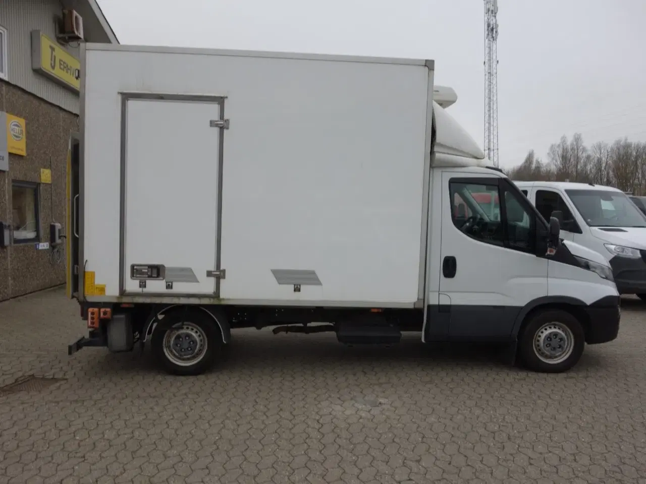 Billede 13 - Iveco Daily 3,0 35S18 Kølevogn m/lift