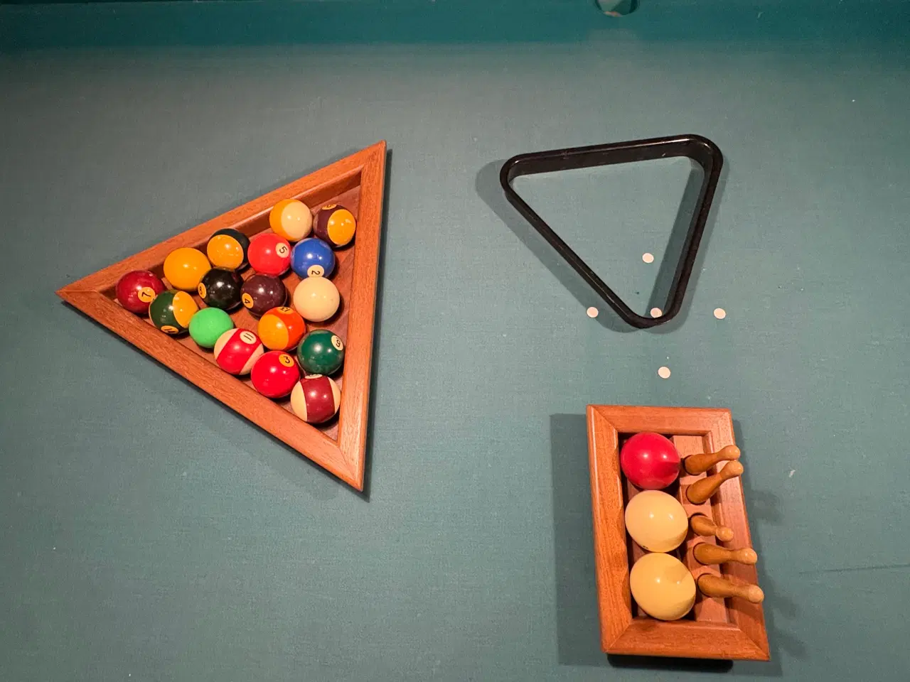 Billede 7 - Komplet billardbord inkl. lamper og alt tilbehør