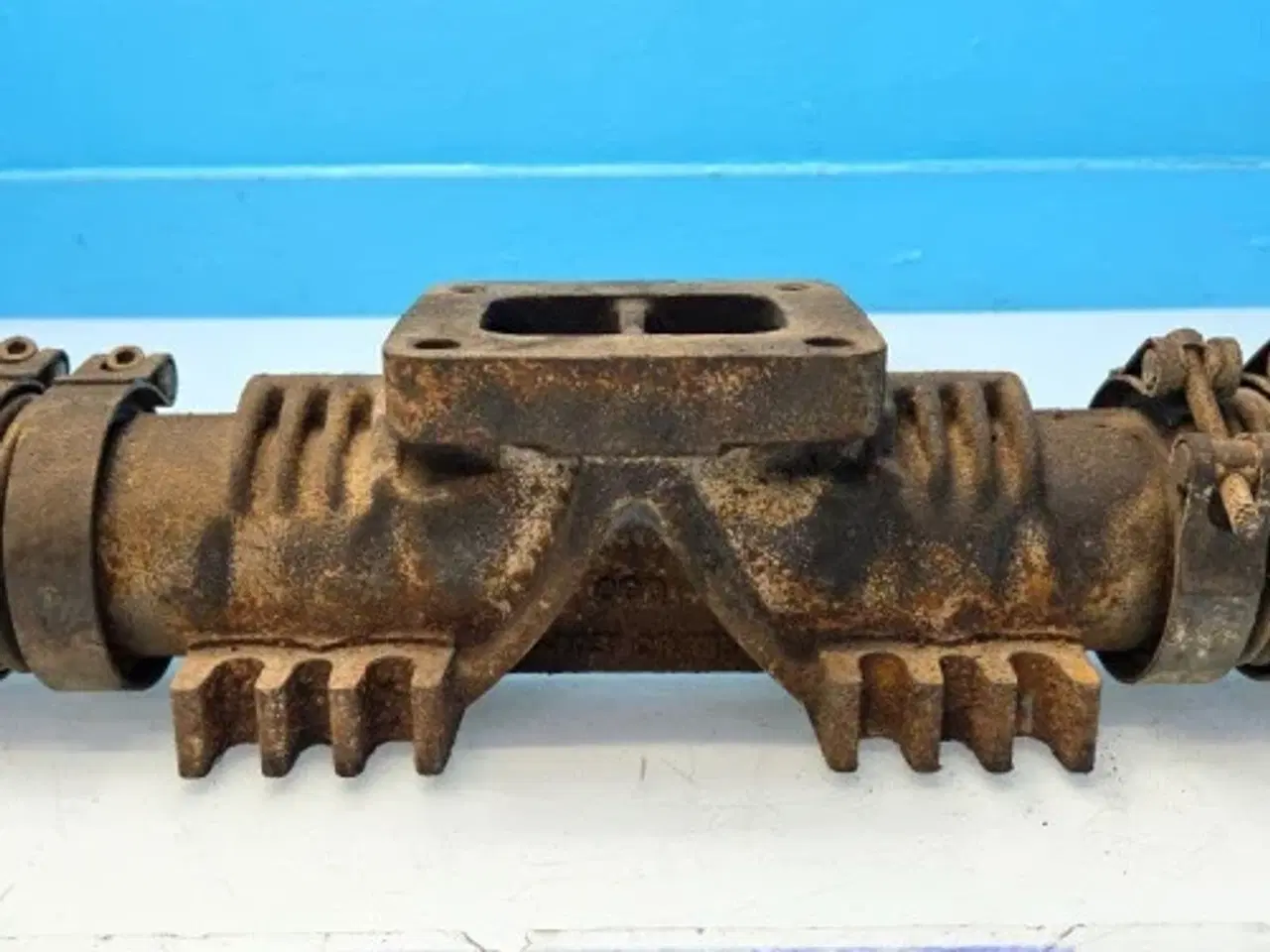 Billede 11 - Iveco  Cursor13   Manifold  504046508