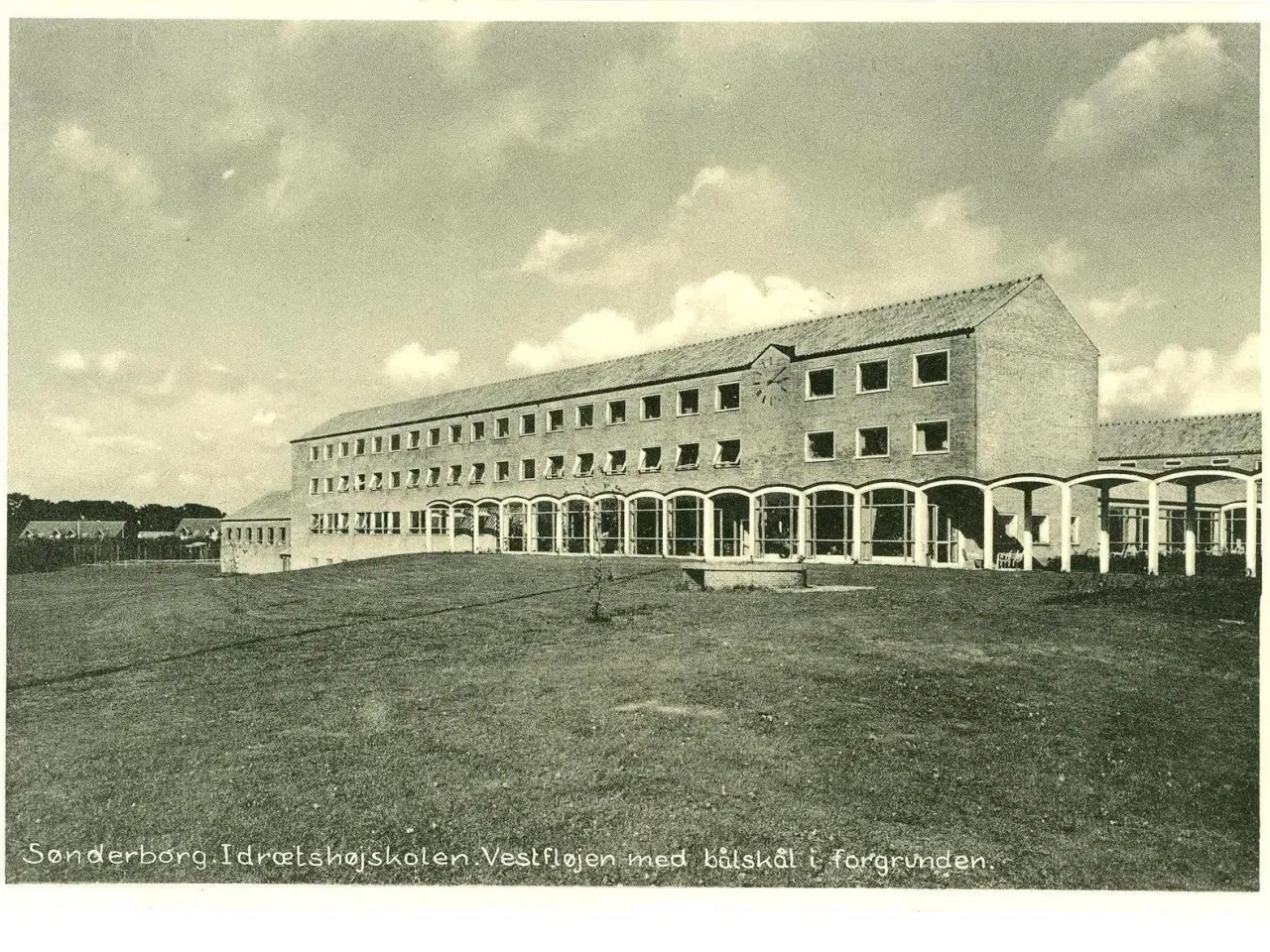 Billede 2 - Sønderborg, Idrætshøjskolen x 2