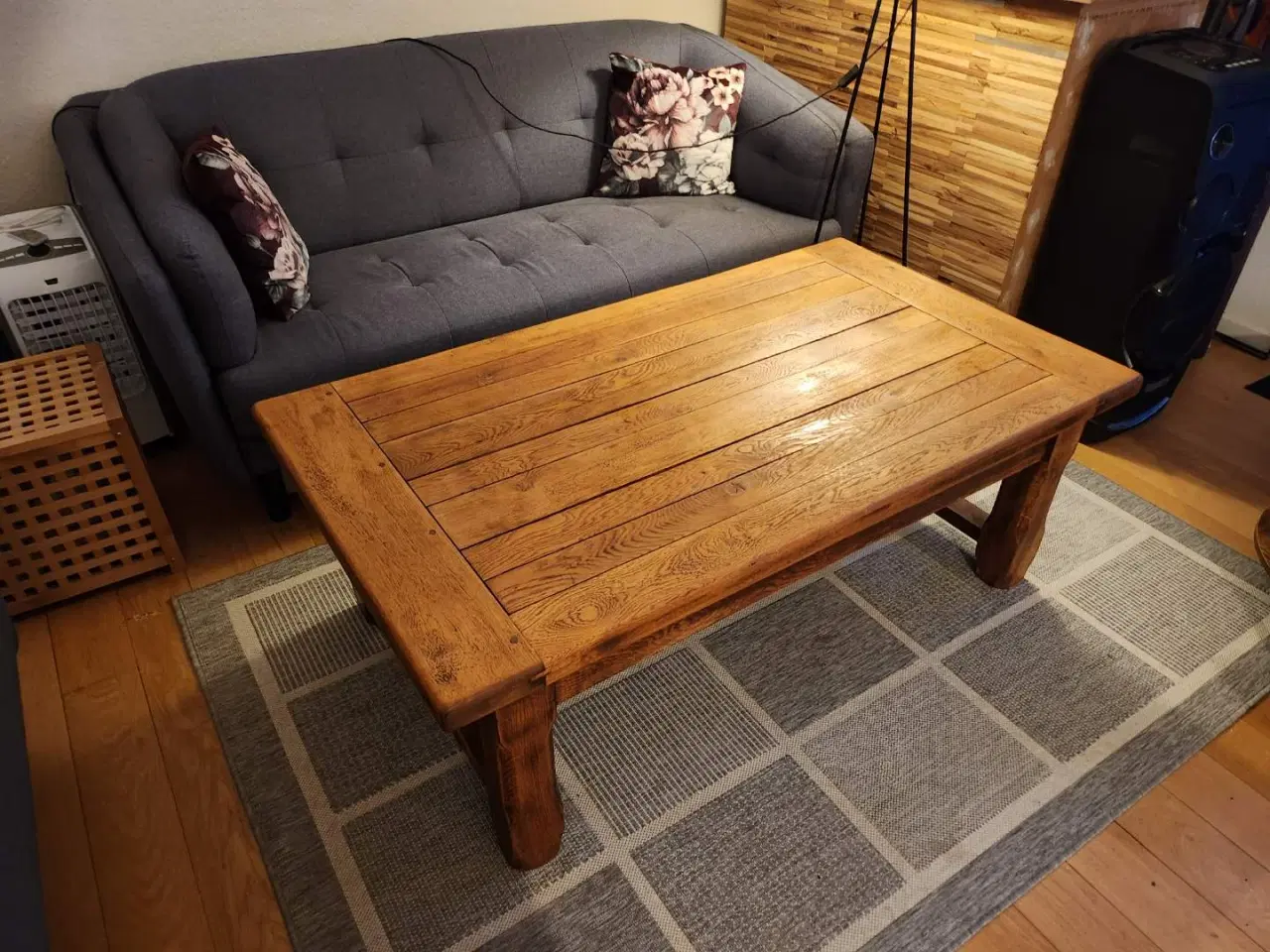 Billede 4 - Sofabord massivt træ