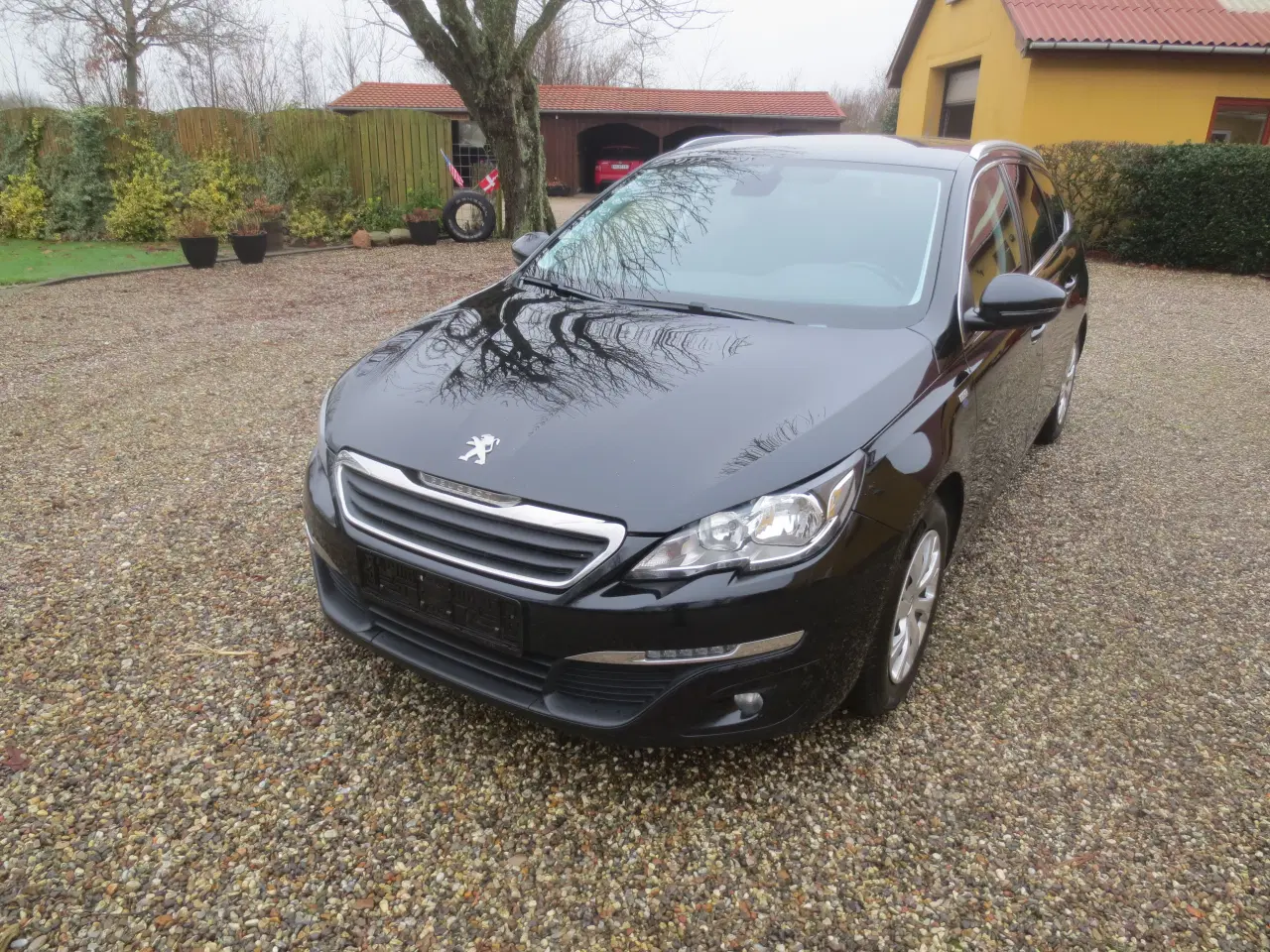Billede 2 - Peugeot 308 1.6 Blue HDi Årg 2015 Nysynet