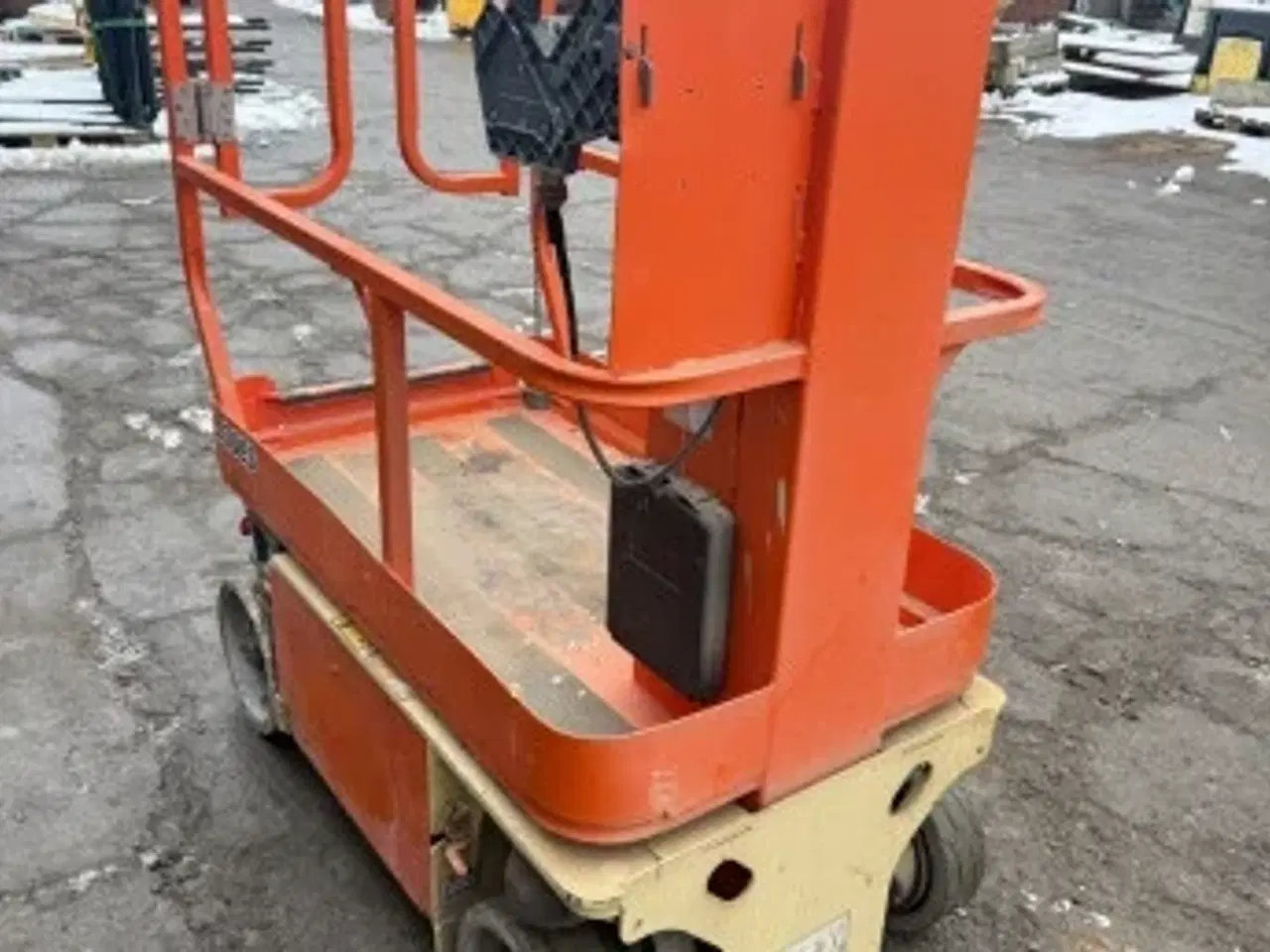 Billede 4 - Populær søjlelift