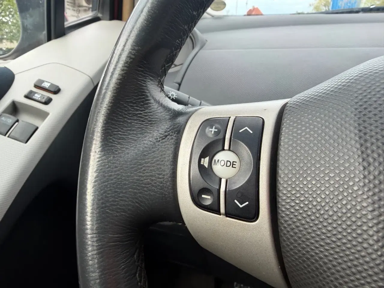 Billede 17 - Toyota Yaris 1,3 Luna