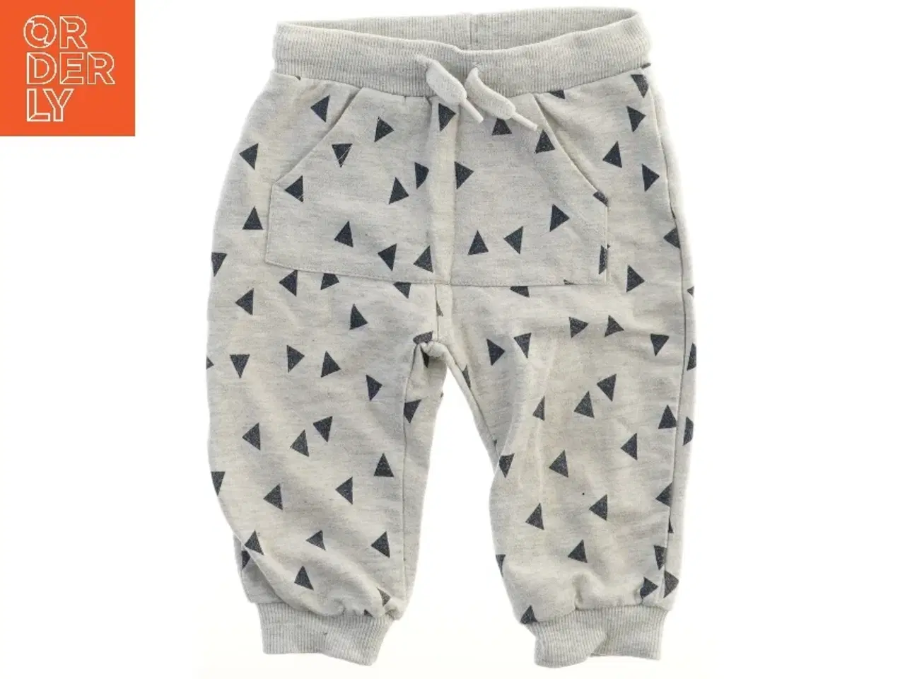 Billede 1 - Grå bukser med trekantmønster fra VRS (str. 68)