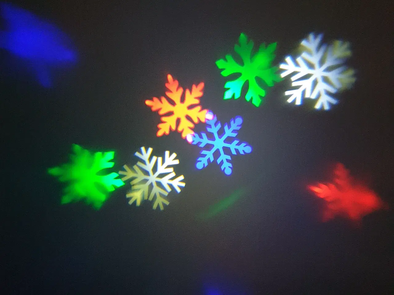 Billede 2 - NY! Snefnug Projektor - Rød, Grøn, Blå, Hvid 