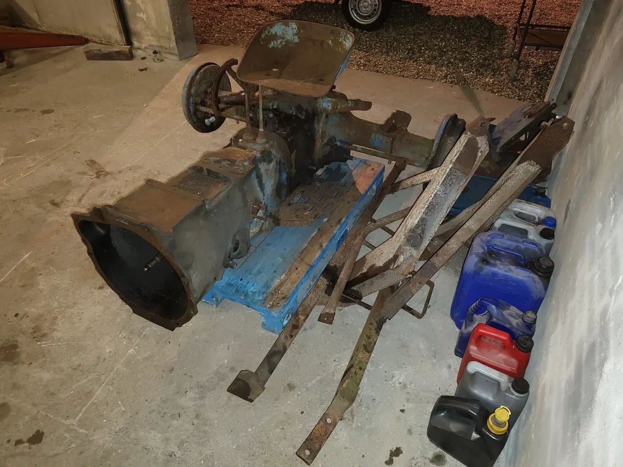 Billede 2 - Bagtøj, gearkasse og koblingshus - Fordson Dexta