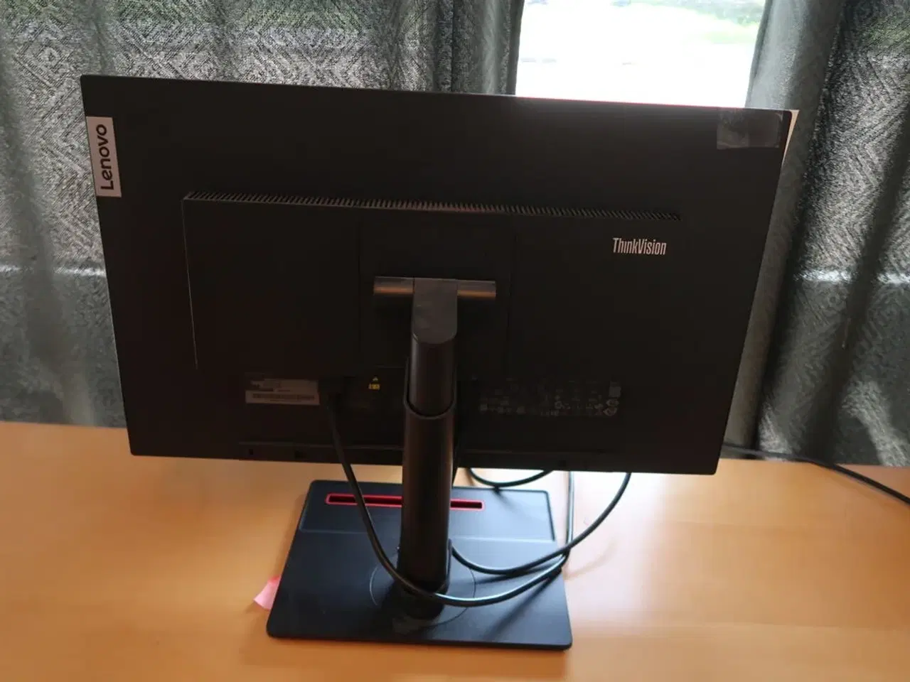Billede 2 - Lenovo ThinkVision T24i-2L Skærm