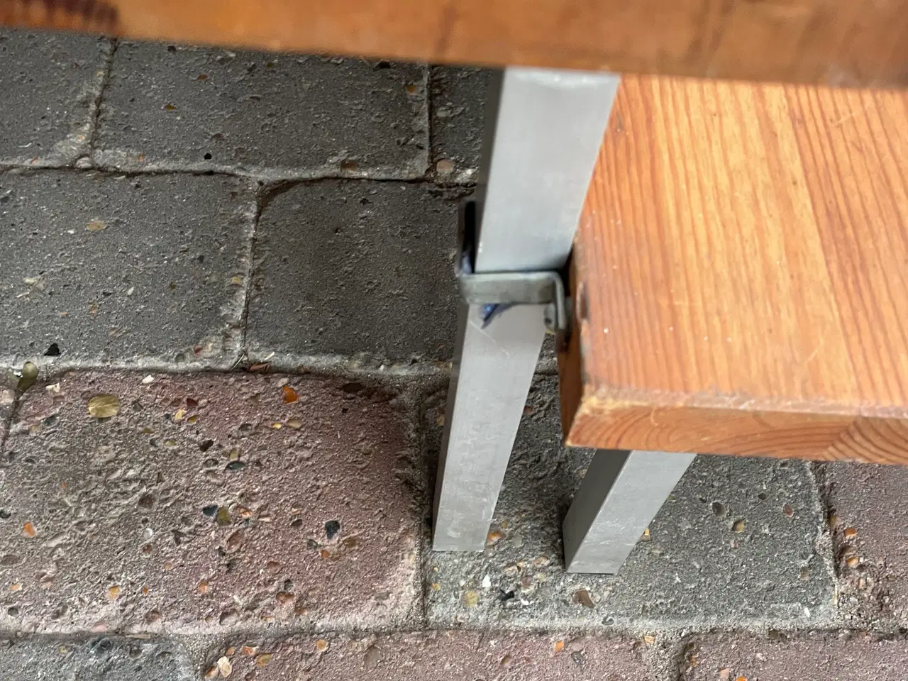 Billede 5 - Salgs podier/ bænke