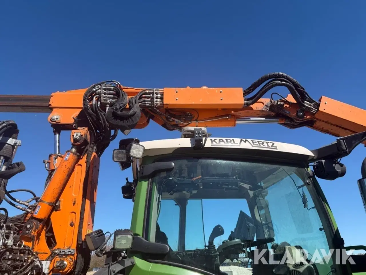 Billede 7 - Traktor Fendt 724 Vario med armklipper/rabatklipper