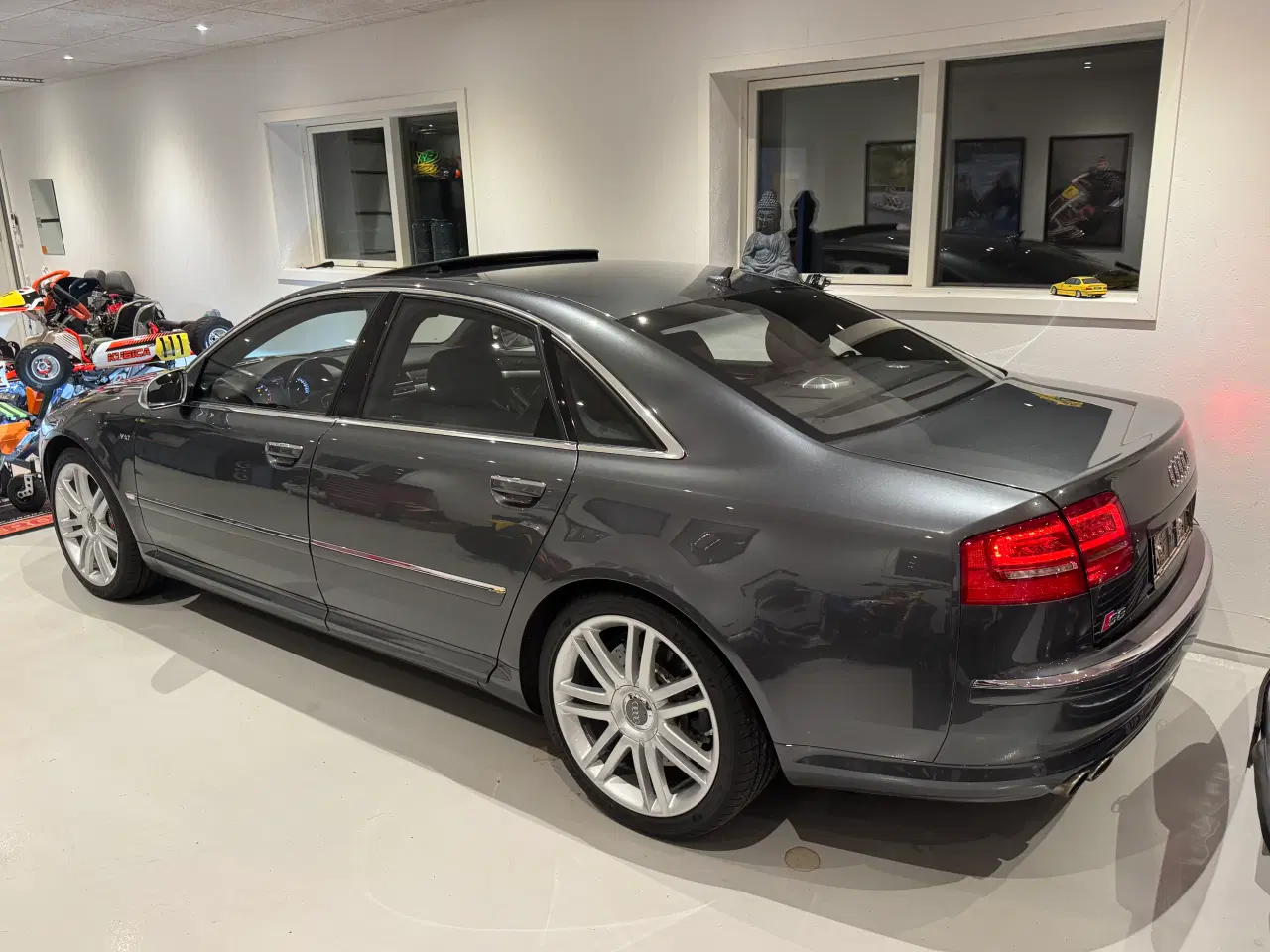 Billede 1 - Audi S8 V10 450 HK quattro med afgift 