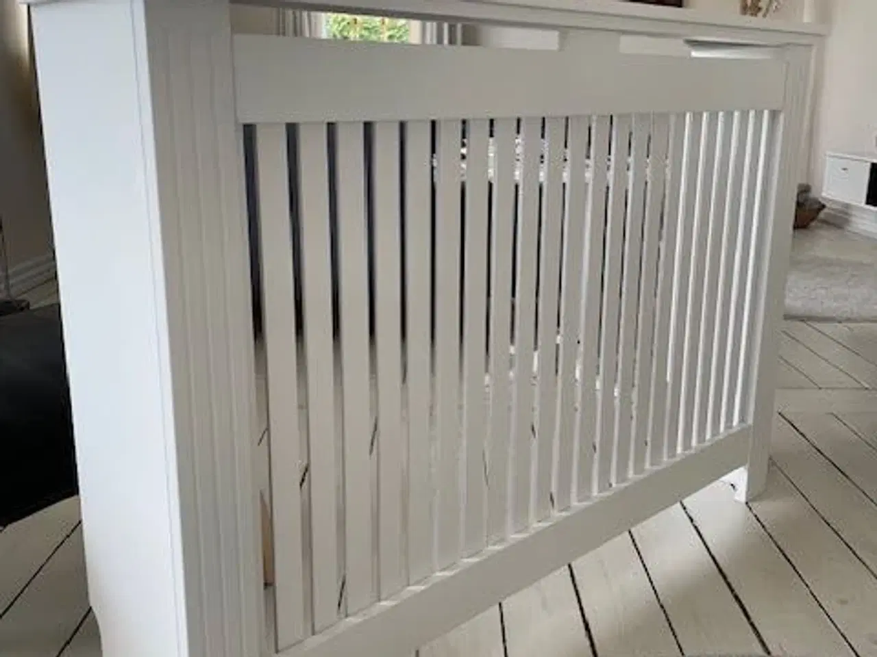 Billede 4 - Pæn hvid radiator skjuler 