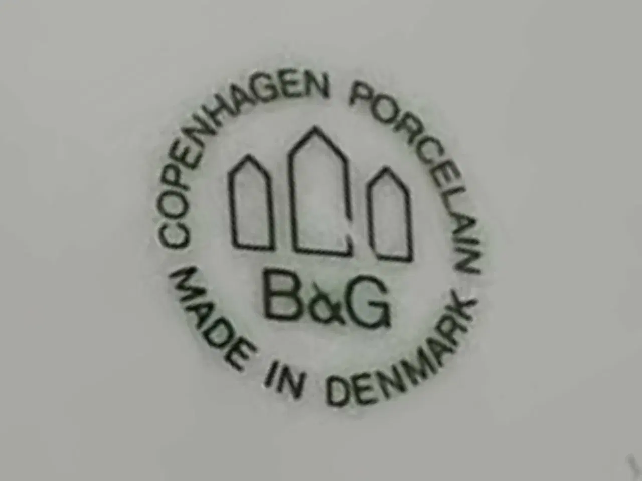 Billede 1 - Julerosen- spise og kaffestel  samlet 