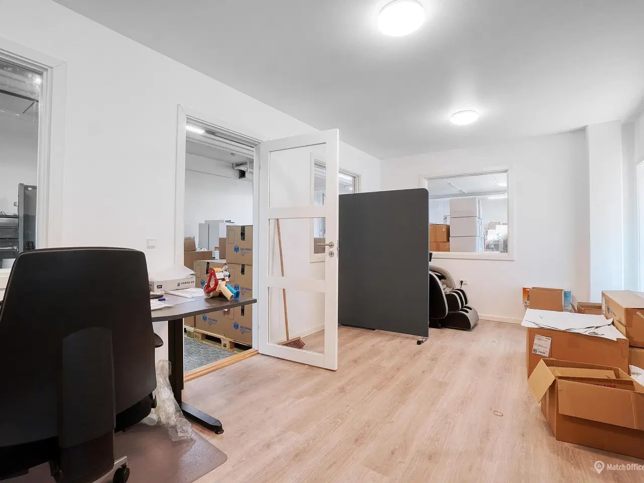 Billede 16 - Kontor og lager m. elevator