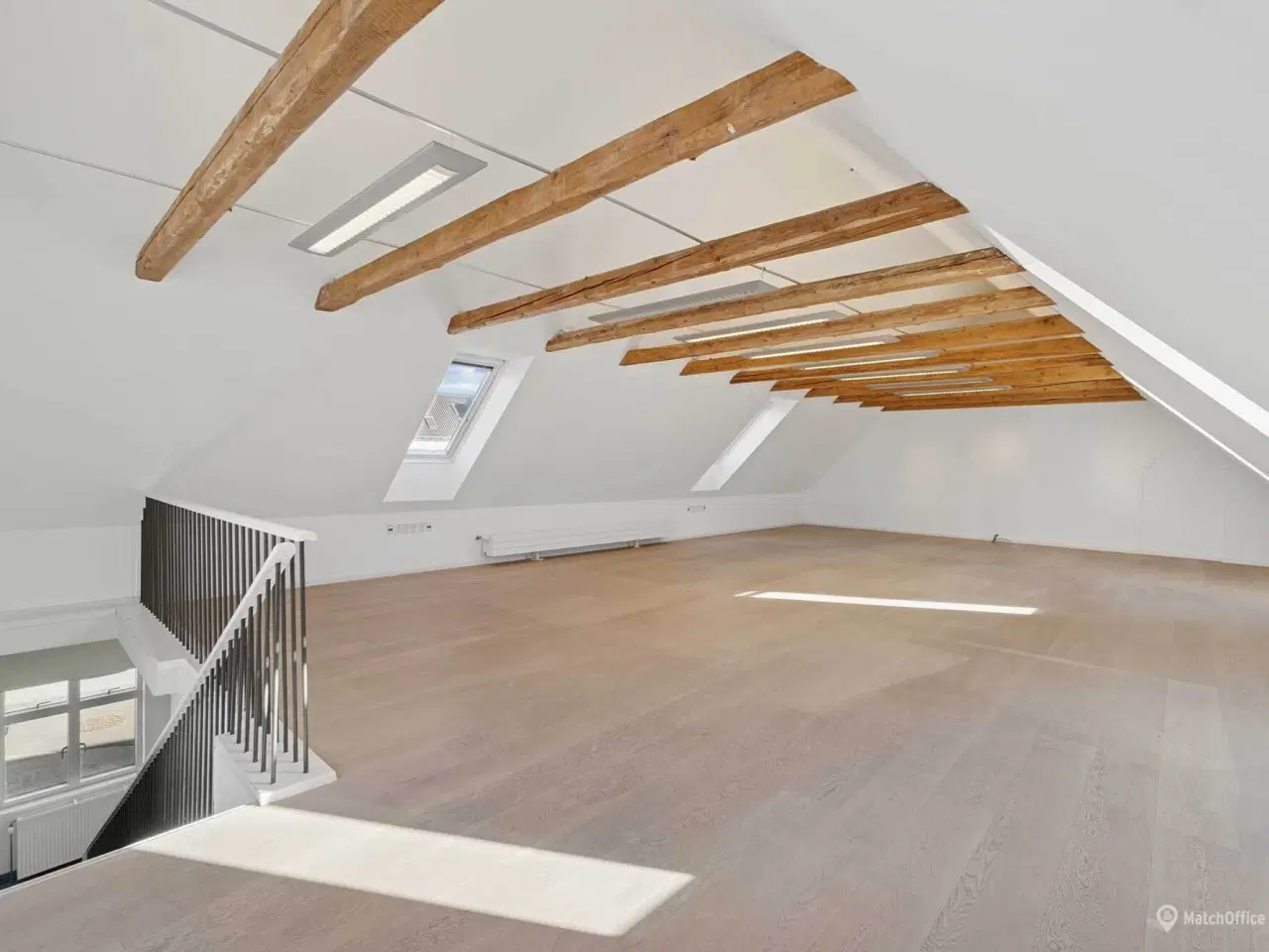 Billede 8 - 311 m2 charmerende ”mini-kontordomicil” tæt på Glostrup Station med adgang til fælles kantine.