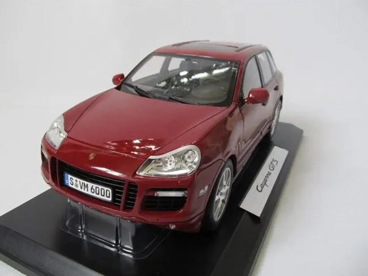 Billede 2 - 2002 Porsche Cayenne GTS - 1:18  