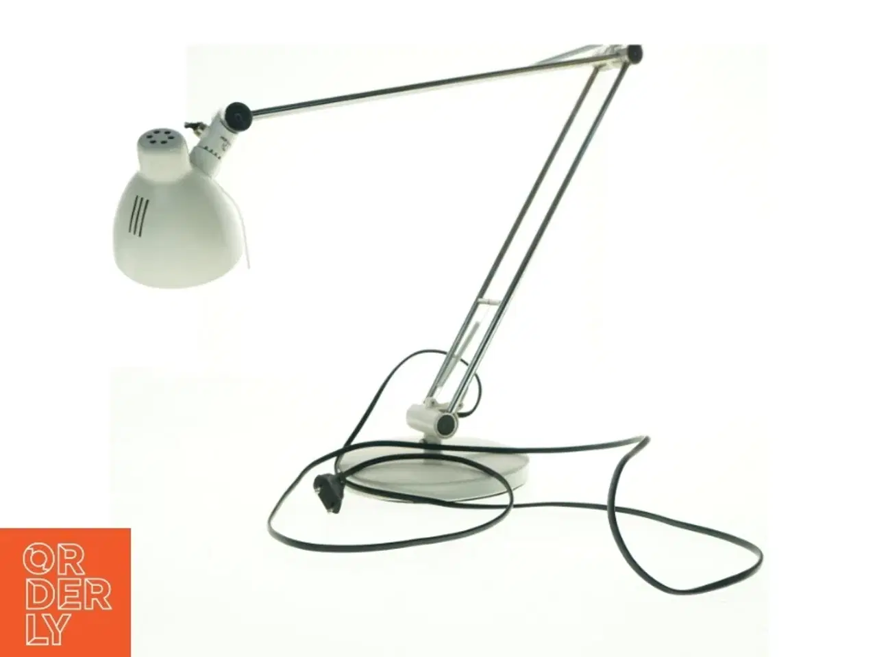 Billede 2 - Skrivebordslampe med justerbar arm fra IKEA (str. Fod ø 18 cm udstrakt lampe, 99 cm skærm 10 x 10 cm)