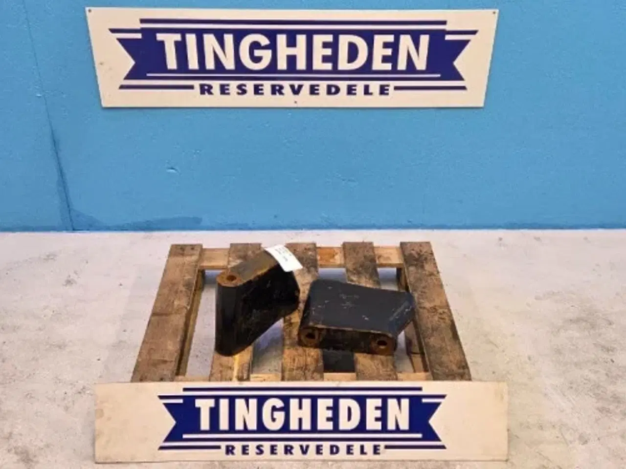 Billede 1 - New Holland TM165 Spacer Sæt 82016138