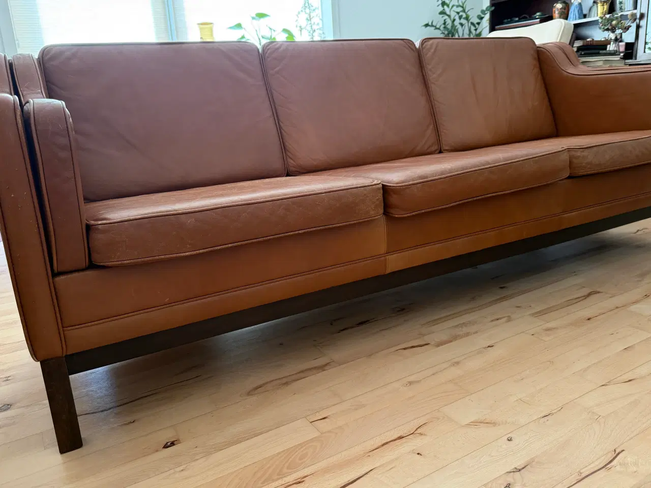 Billede 1 - Tidløs 3 pers. Sofa i cognacfarvet læder