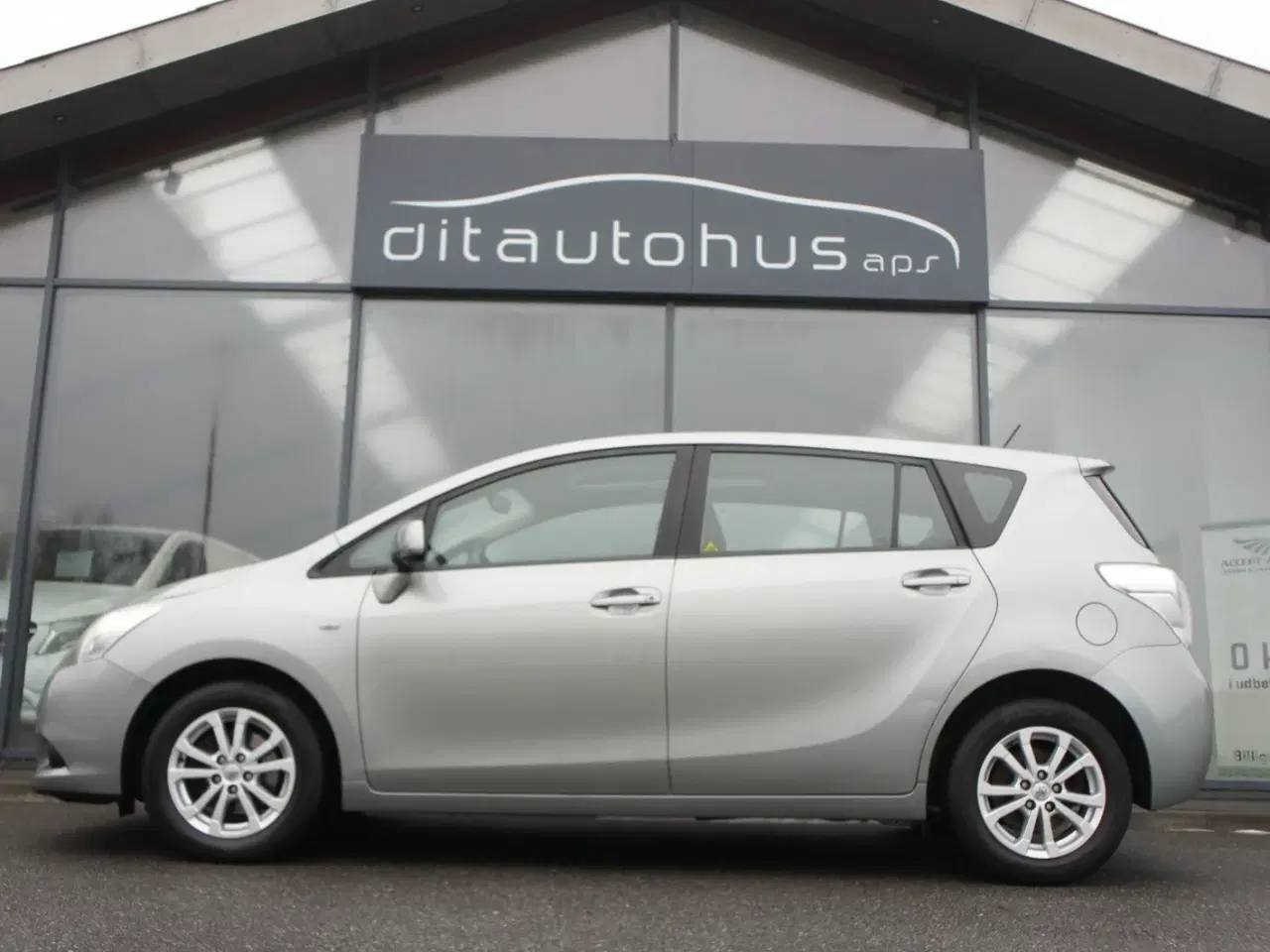 Billede 4 - Toyota Verso 1,8 TX MDS 7prs