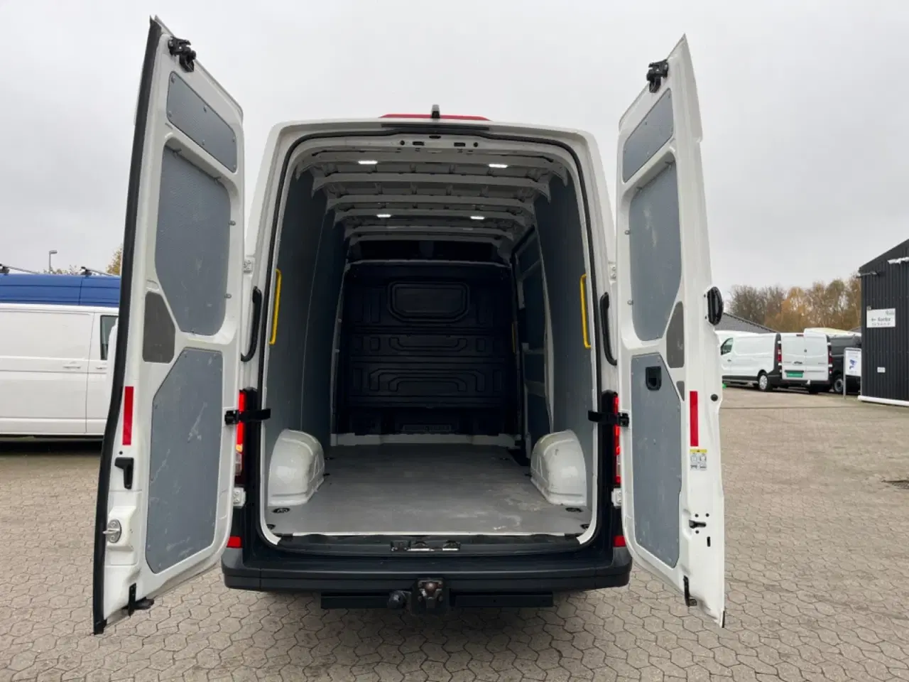 Billede 9 - VW Crafter 35 2,0 TDi 177 Kassevogn L3H3 aut.