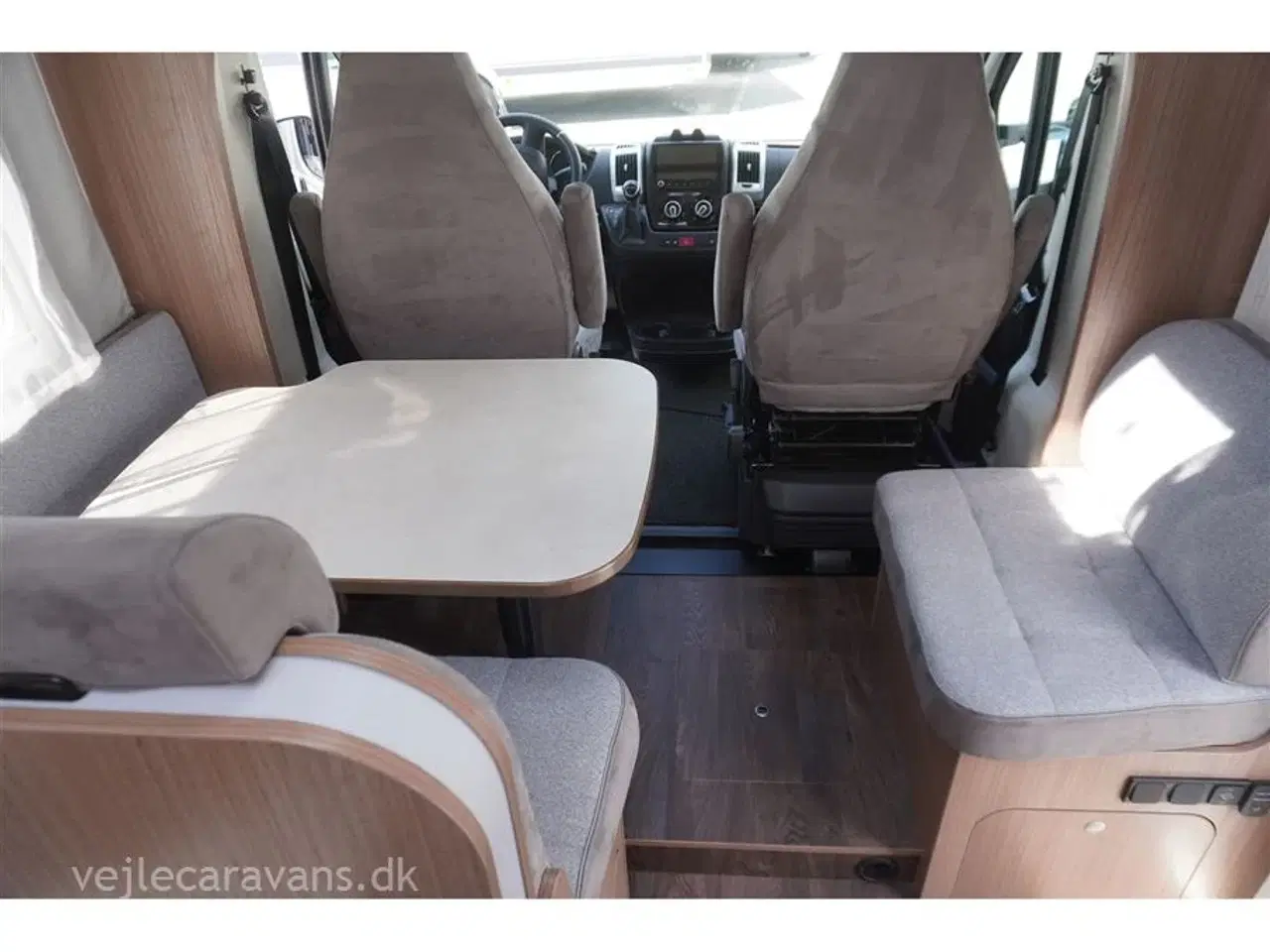 Billede 6 - 2021 - Carado T 447 Clever Plus "All-in"