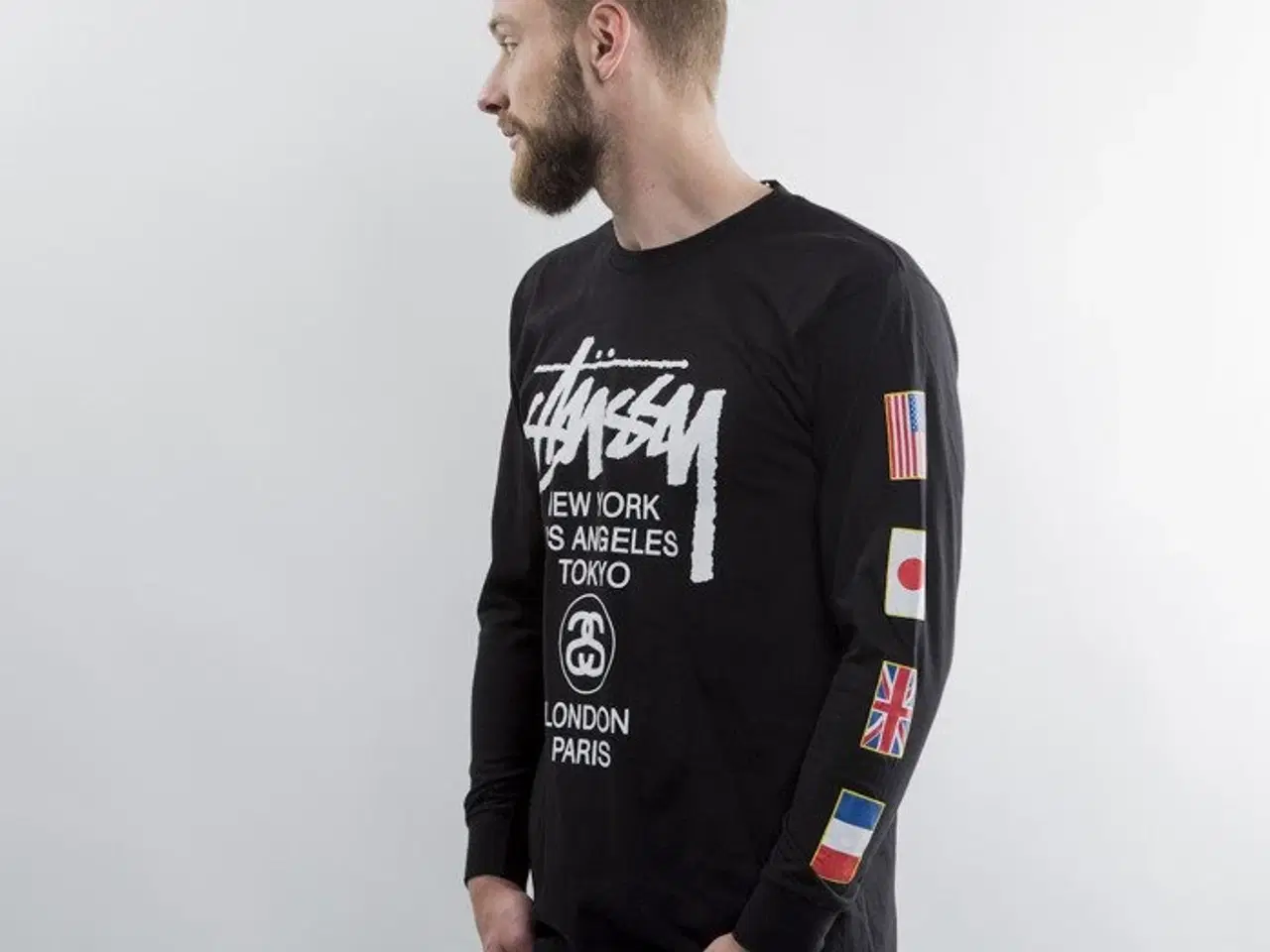 Billede 1 -  Stussy x World Tour Flags Long Sleeve Tee Sweatsh