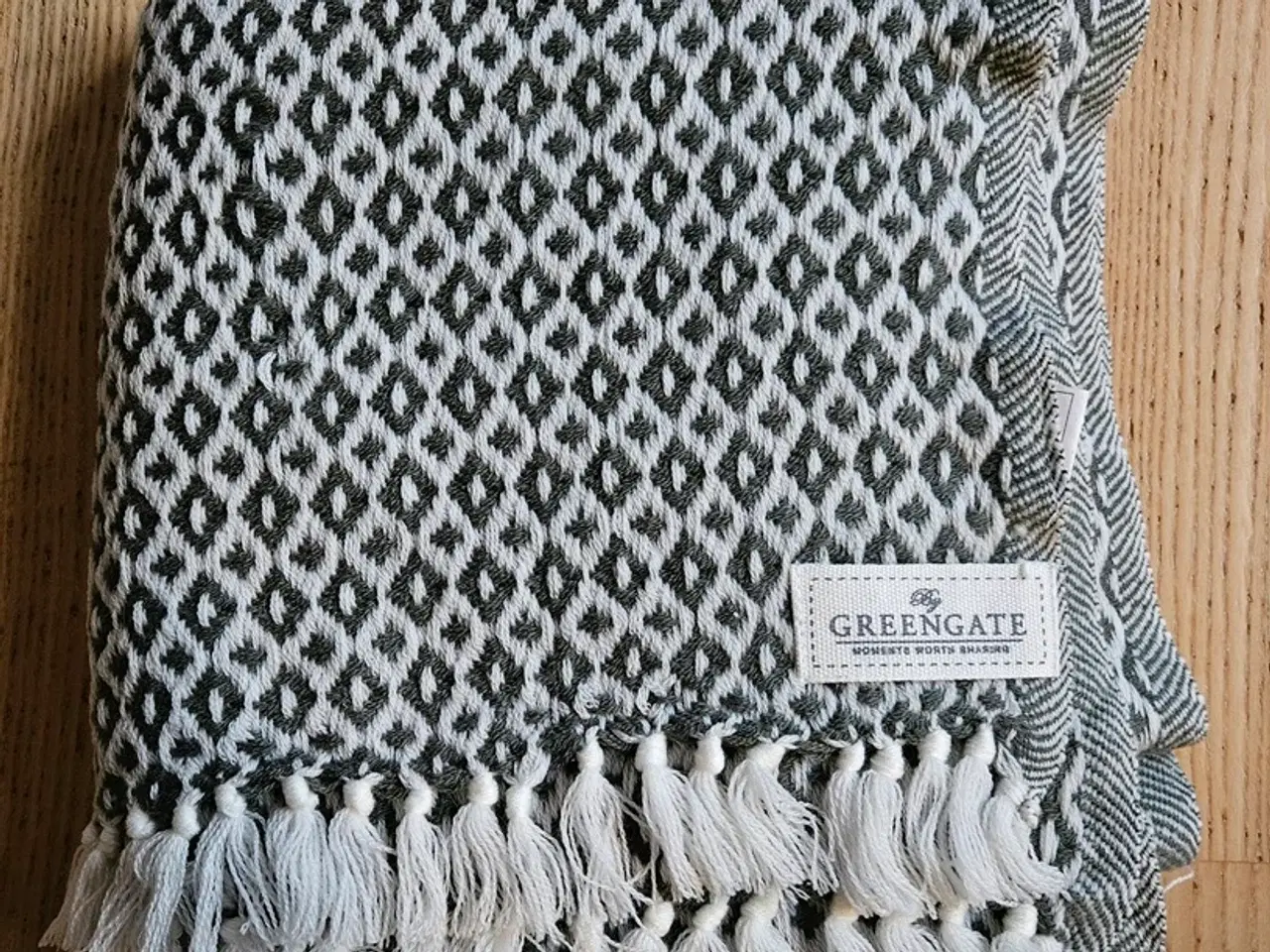 Billede 1 - Tørklæde / sjal fra Greengate