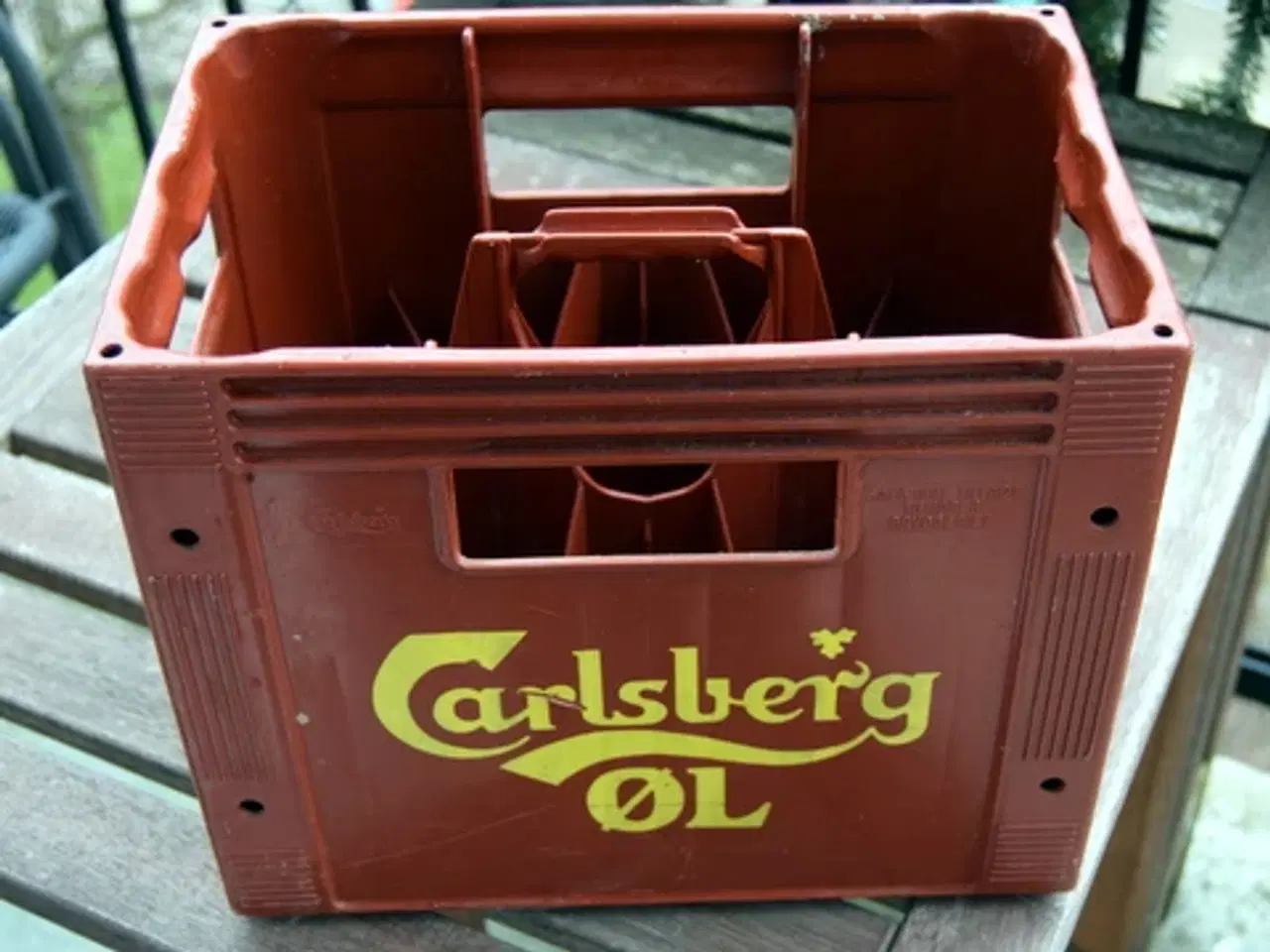 Billede 1 - Pensionist Ølkasse fra Carlsberg plads til 12