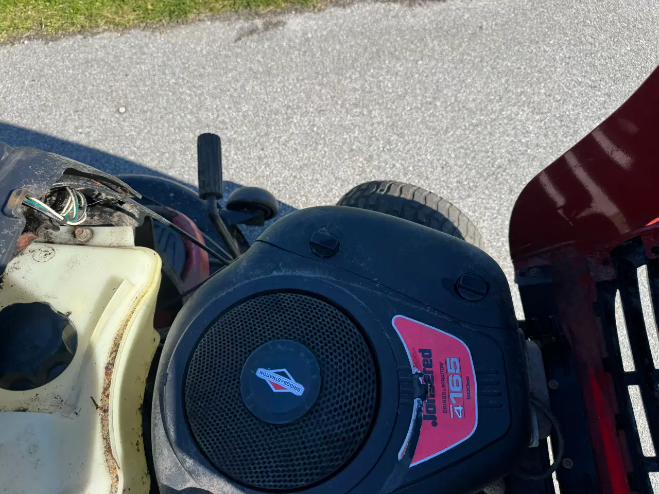 Billede 6 - Havetraktor. Jonsered LT2217A