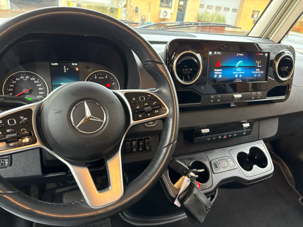 Billede 18 - Autocamper til salg - Hymer Master Line ML I 880