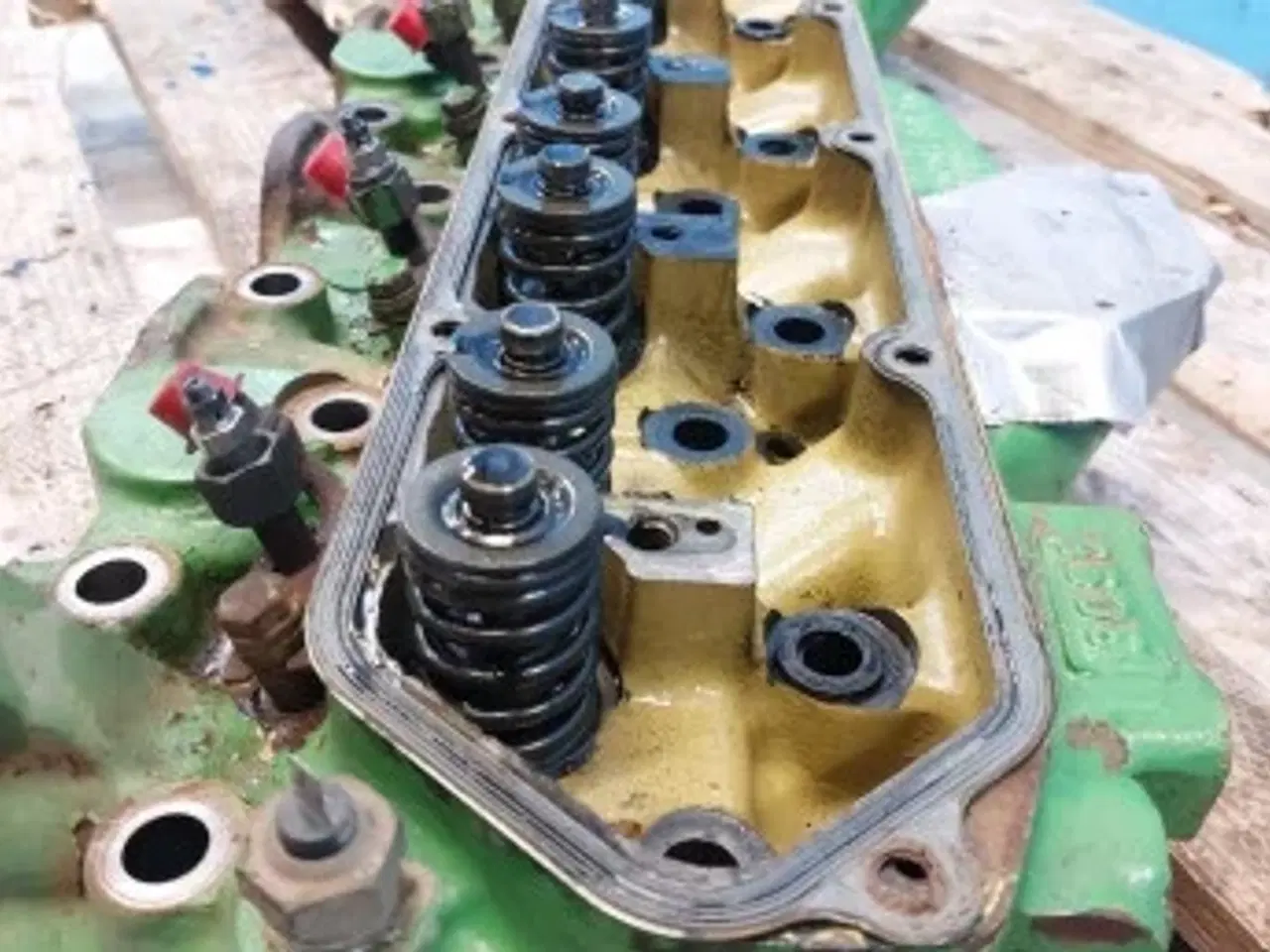 Billede 11 - John Deere 6359 Topstykke RE56303