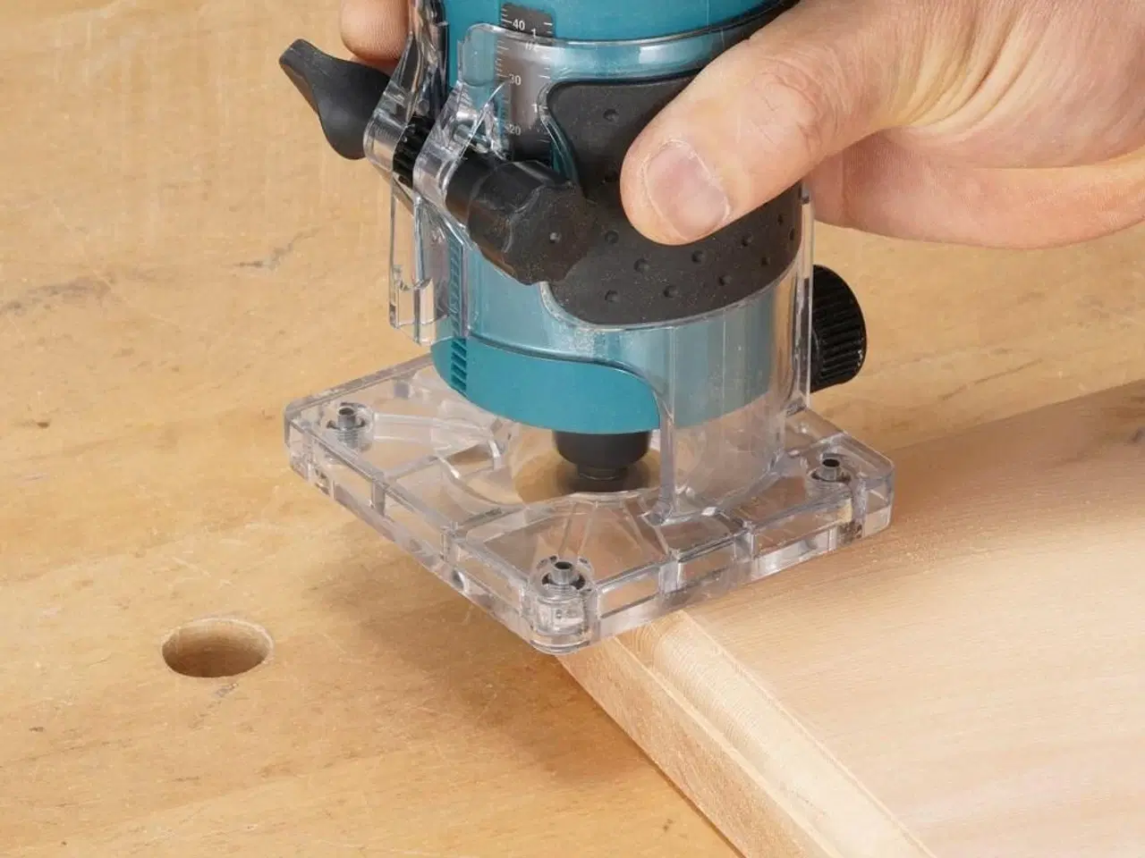 Billede 8 - Overfræser batteridrevet Makita DRT52Z – blå/sort