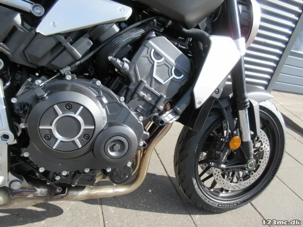 Billede 11 - Honda CB 1000 R MC-SYD BYTTER GERNE 5 ÅRS FABRIKS GARANTI