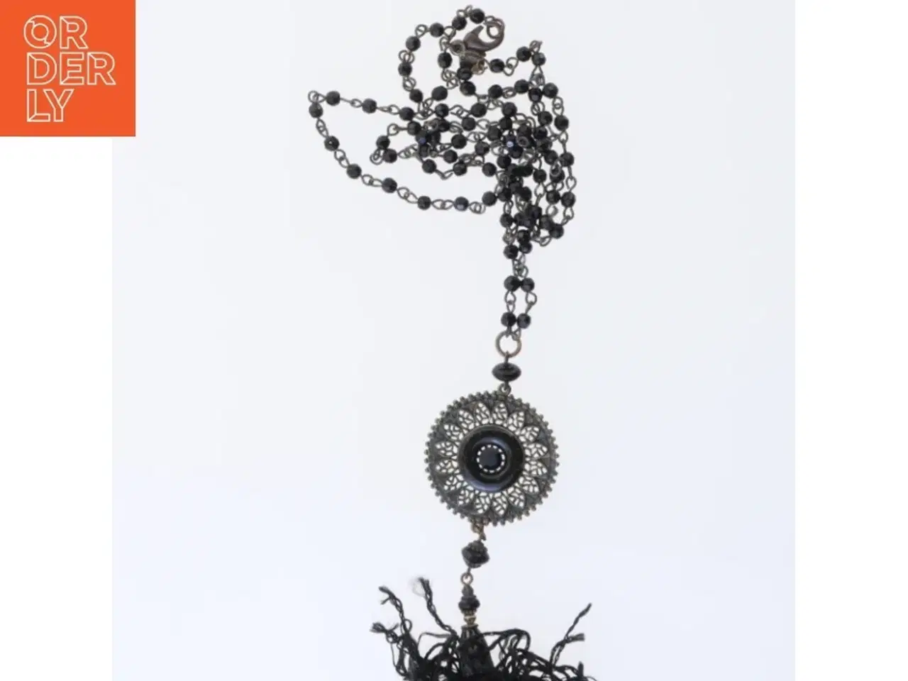 Billede 1 - Lang kæde med vedhæng (str. 88 cm)