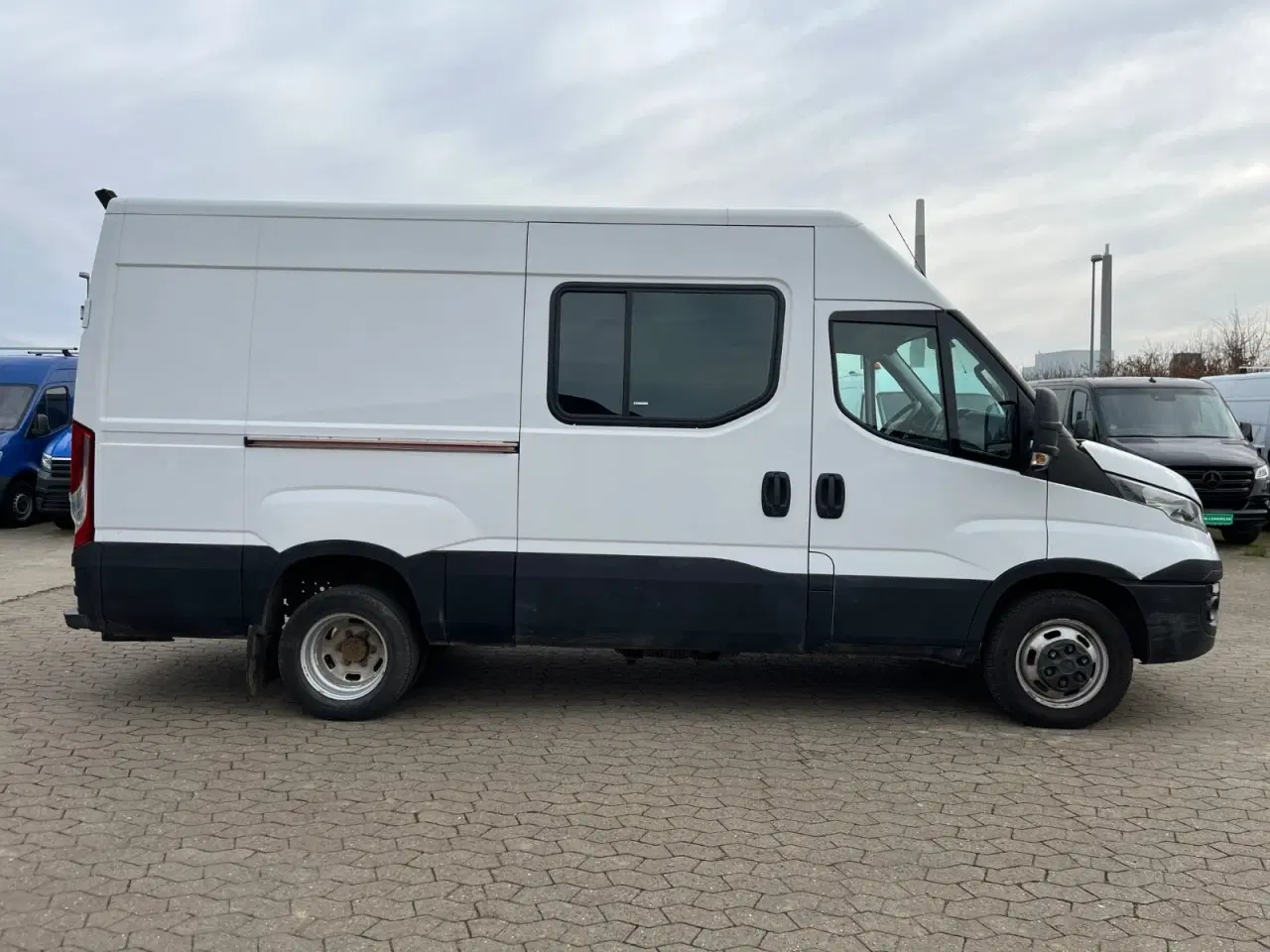 Billede 8 - Iveco Daily 3,0 35C18 12m³ Van AG8