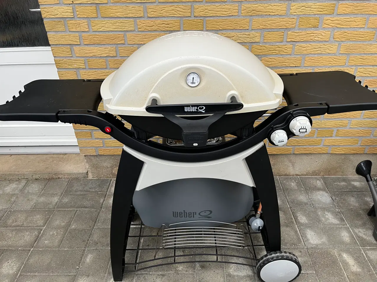 Billede 1 - Weber gasgrill mrk. 3000