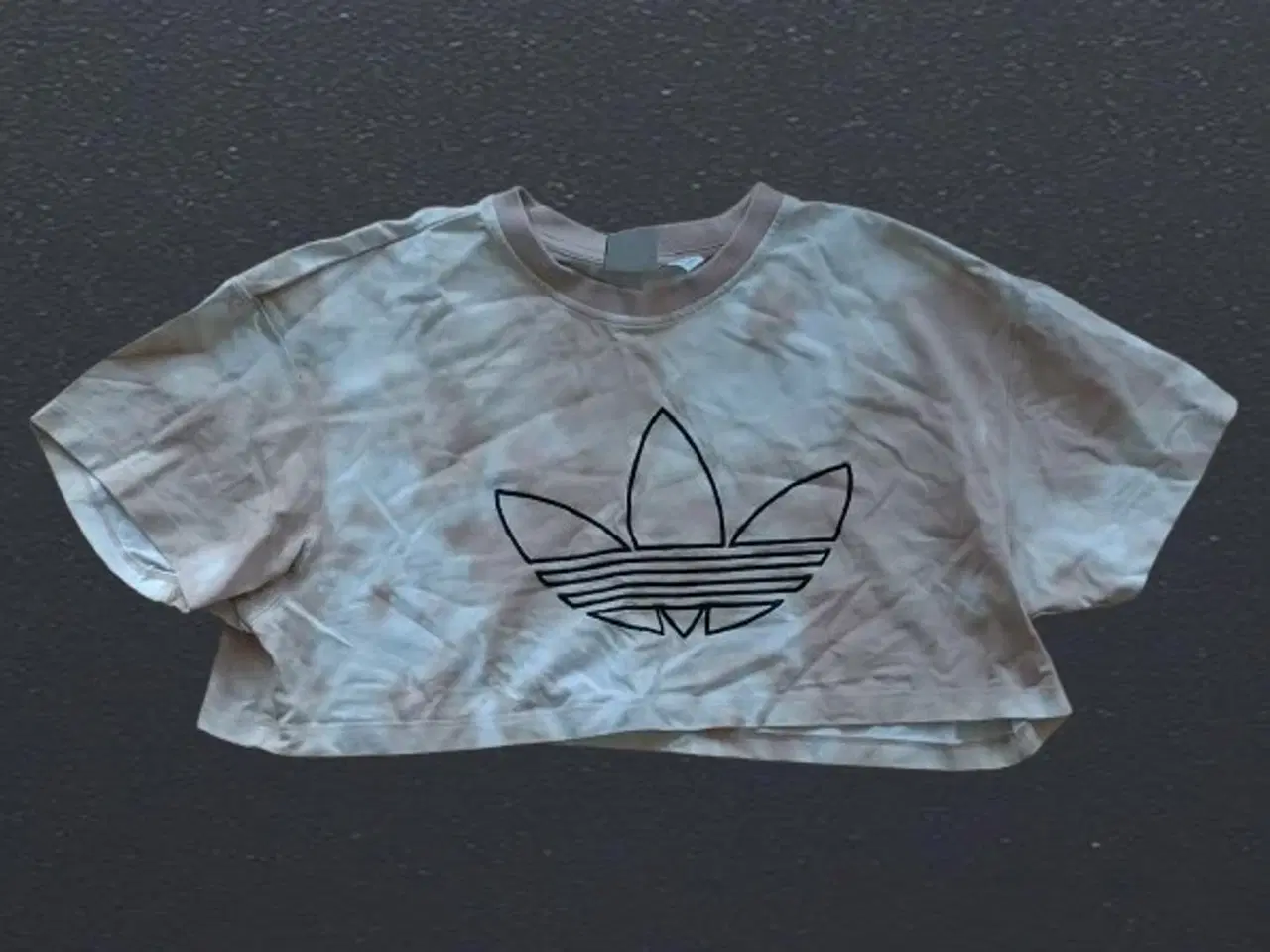 Billede 1 - Adidas top str. 10 sælges