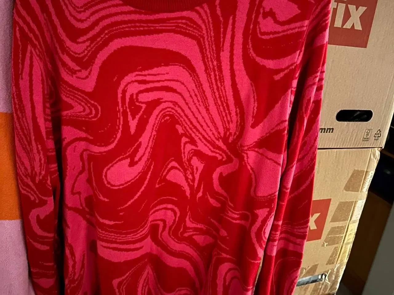 Billede 1 - Lang ærmet rød str 2 XL