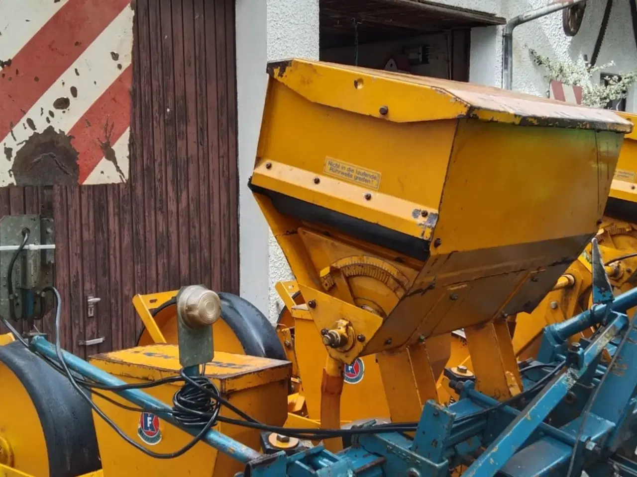 Billede 5 - Kleine Maxicorn Majssåmaskine