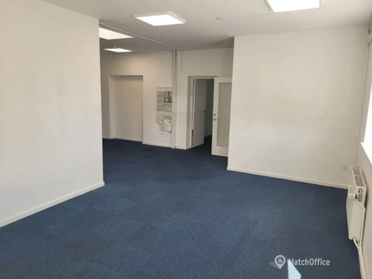 Billede 5 - 166m2. Lager og Kontor. klinik eller lignende.