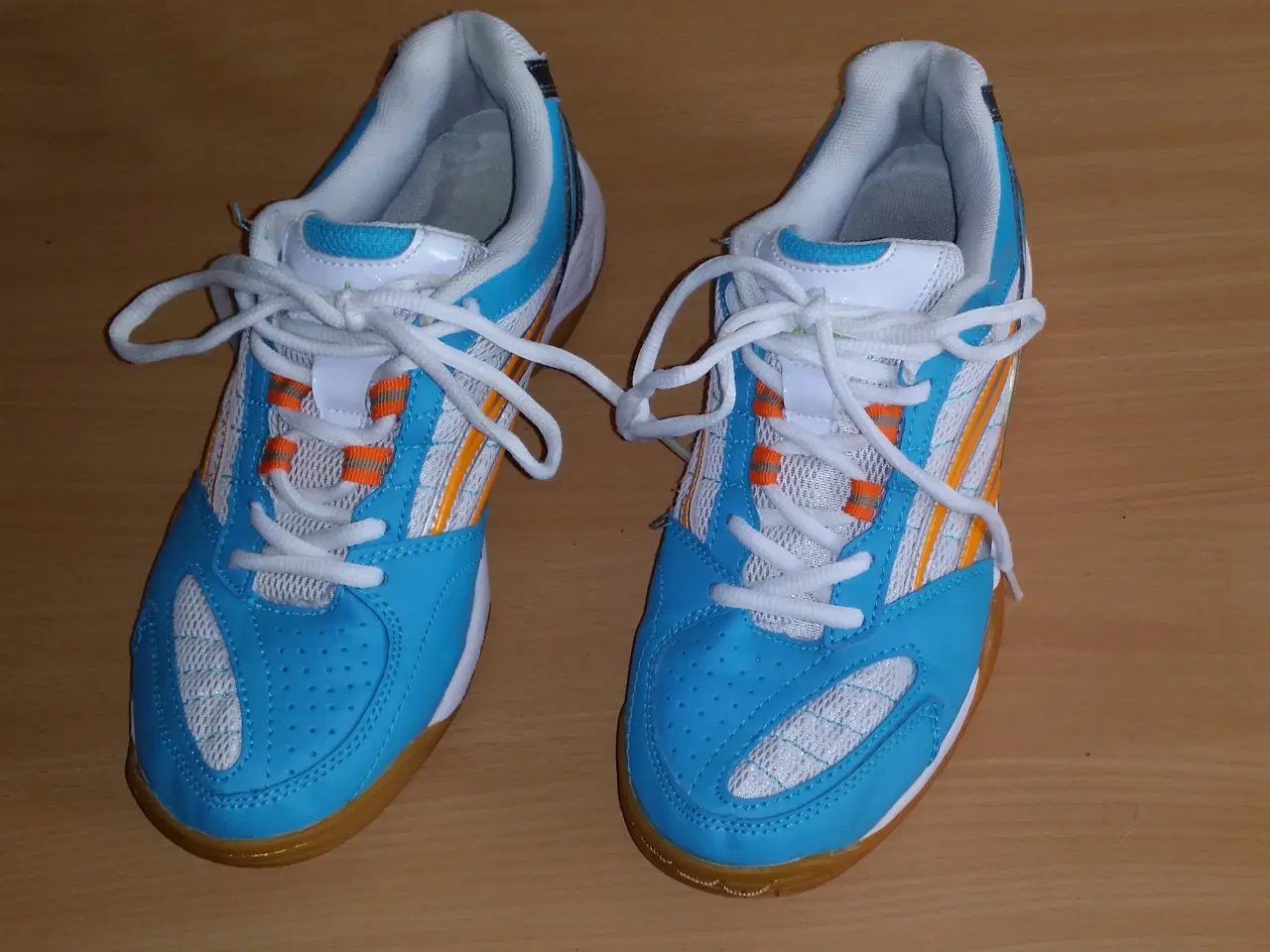 Billede 2 - Sportssko 	