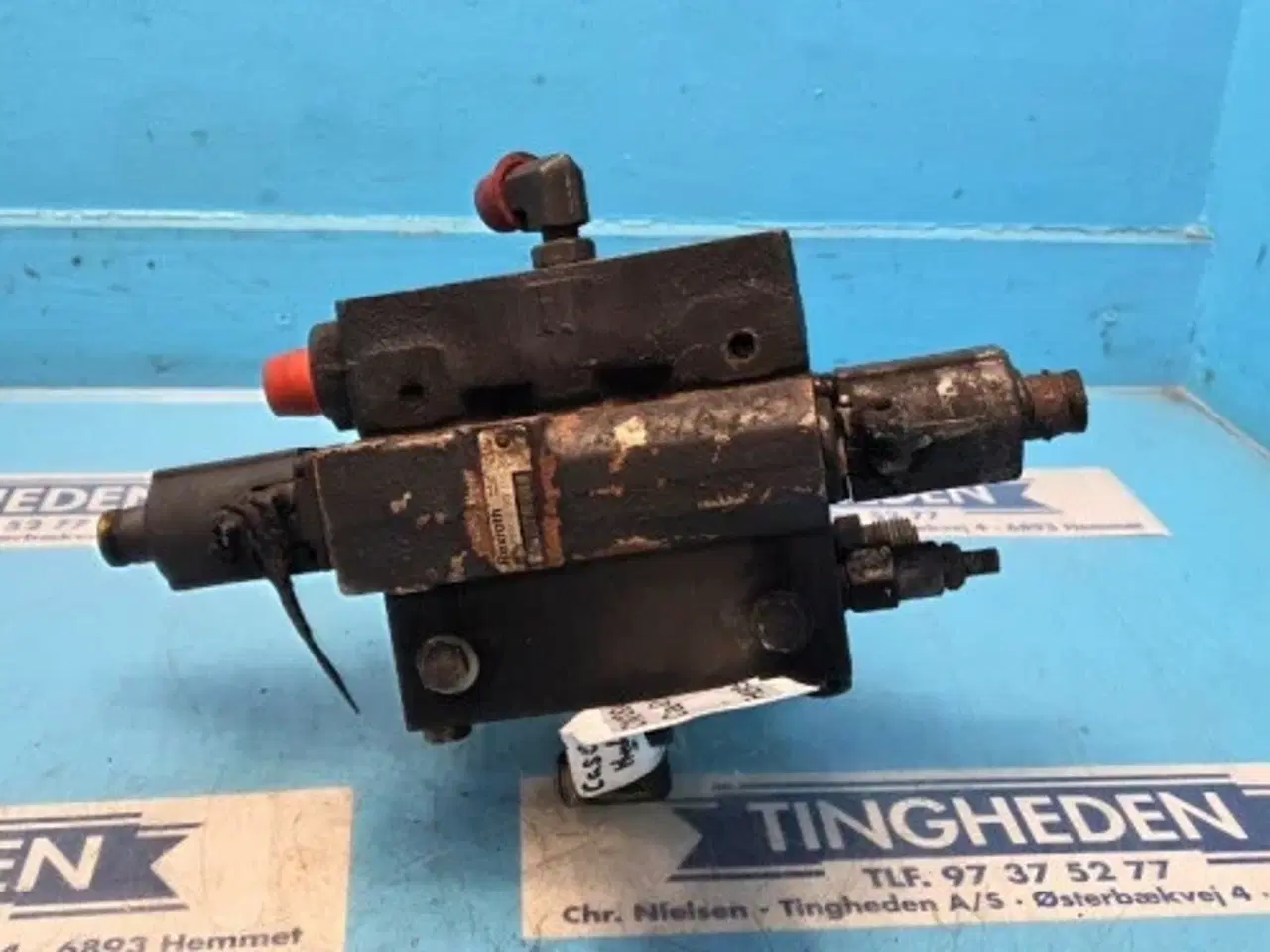 Billede 3 - Case 8010 Hydraulikventil 87313989