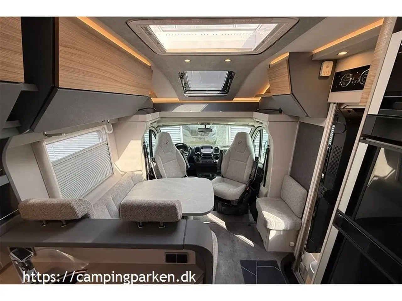 Billede 6 - 2022 - Dethleffs Pulse T 7051 DBM GT   Luksuscamper fra tyske Dethleffs, topmodellen i deltintegereret klassen